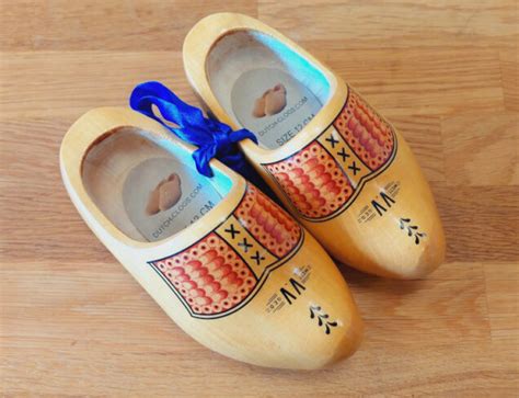 The history of wooden shoes from the Netherlands - Dutch Clogs