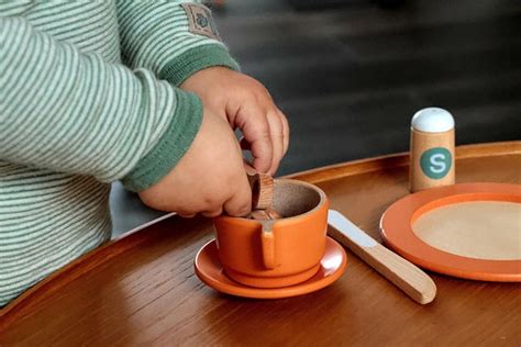 gambar anak bermain hp bermain gratis pixabay