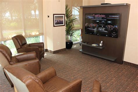 FBO Services & Amenities - Banyan Air Service