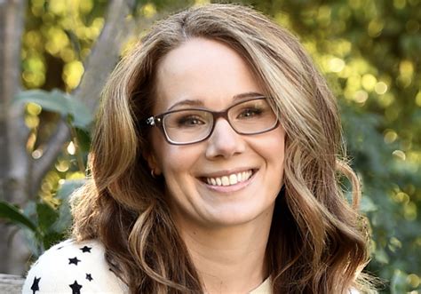 dana foxs instagram twitter facebook  idcrawl