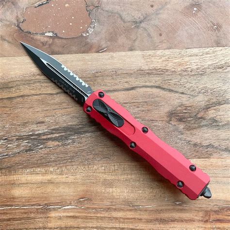 Microtech Dirac D/E Red Serrated 225-2RD | American Edge Knives