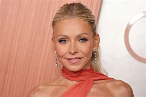 Kelly Ripa Leaked