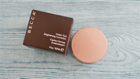 Becca Under Eye Brightening Corrector: мой отзыв о корректоре | Beauty ...