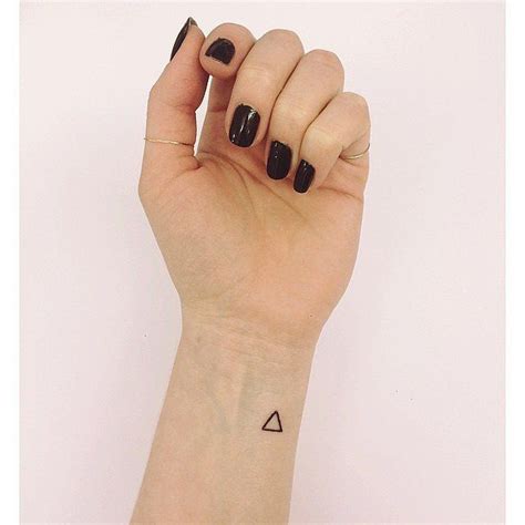 32+ Diseños de Tatuajes Discretos que Amarás