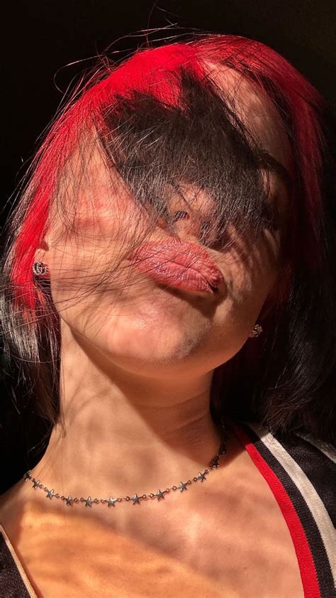 The Full Story: Billie Eilish and the Viral Naked Photo - h1dorbw