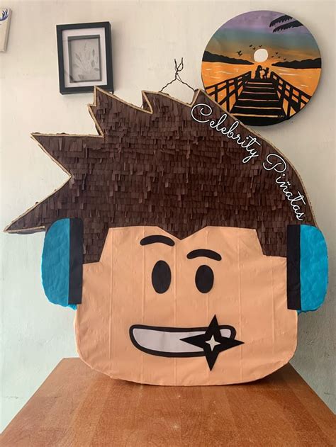 Piñata Roblox | Decorar cumpleaños infantil, Piñatas para niños