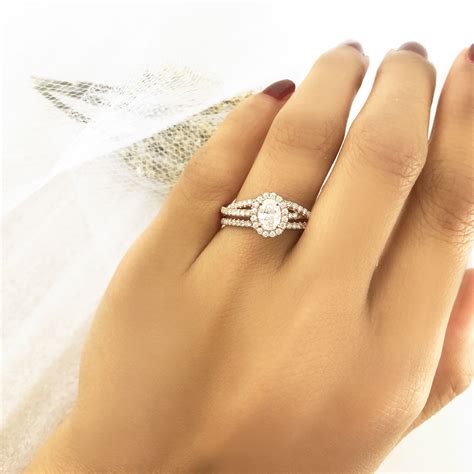 engagement ring finger  meaning  diamond
