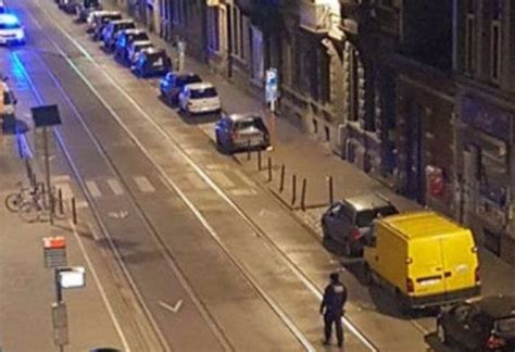 Лицето на Европа се смрази! Тежко въоръжени полицаи блокираха метрото ...