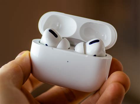 airpods pro   olympics angele gwenneth