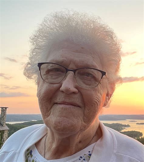 Deloris V Bryant | Greenlawn