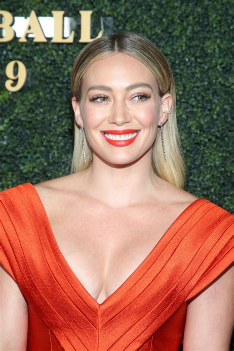 Hilary Duff – Sexy Big Cleavage at 5th Adopt Together Baby Ball Gala