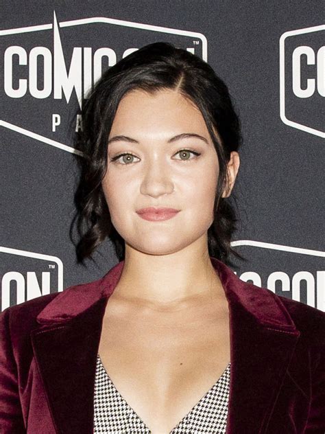 Isa Briones - AdoroCinema