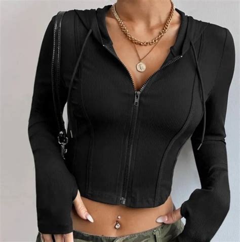 Укороченная кофта на молнии с пальцем 力 WB- 211052660 #вайлдберриз # ...