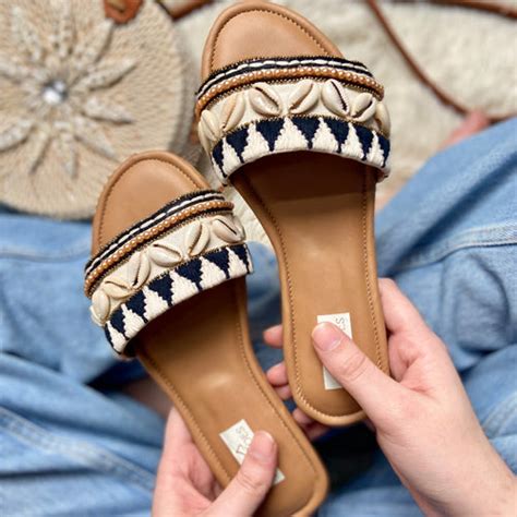 Sliders - Effortless style for every occasion – TinselToes