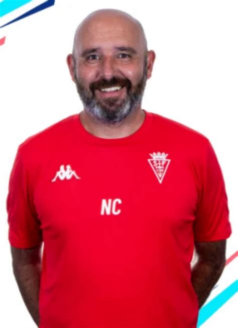 El San Fernando destituye al técnico avilesino Nacho Castro | El