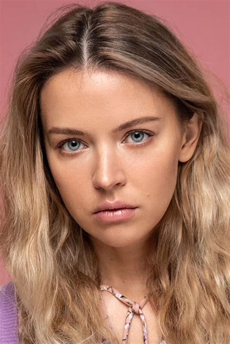 Maria Lavrova - FilmAffinity
