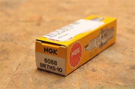 NGK BR7HS - Alternative spark plugs
