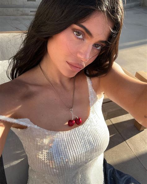 Celebrity Style • Page 450 of 1556 • CelebMafia