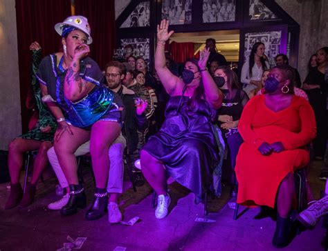 Thick Strip burlesque revue celebrates plus-size beauty - Los Angeles Times