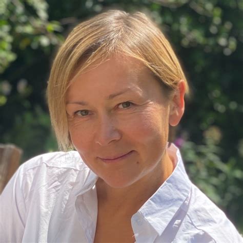 Yulia Bogdanova - Resilient Sales | LinkedIn