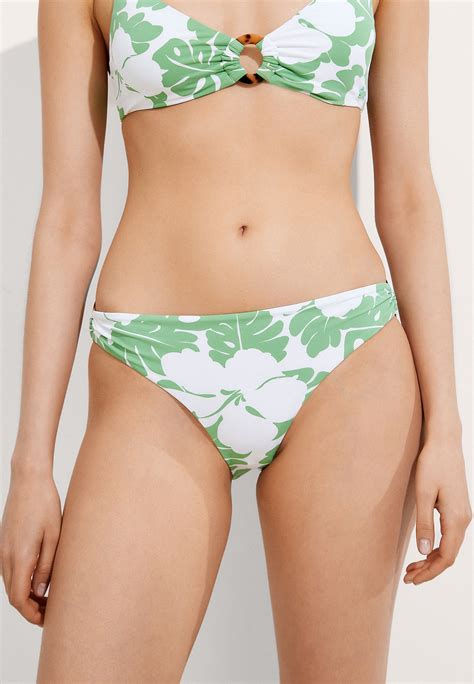 Плавки Roxy OG ROXY GHW8, цвет: белый, RTLADN434001 — купить в интернет ...