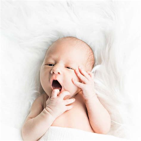 Newborn Baby Sleep Shaping | Baby 2 Sleep