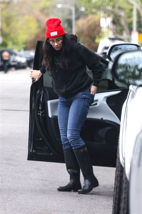 Sarah Silverman - Out in Beverly Hills 05/05/2023 • CelebMafia