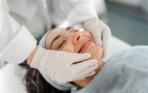 Facial Contouring Explained