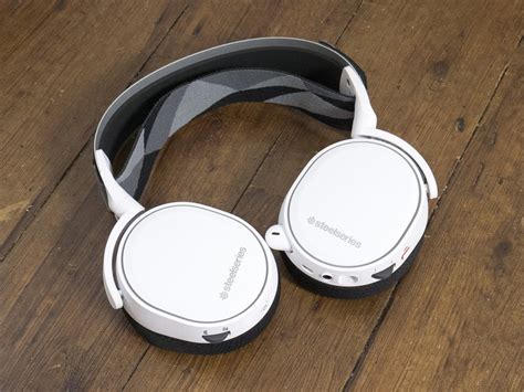 Steelseries Arctis 5 Vs 7: Which is Better by Comparison? - Steelseries ...