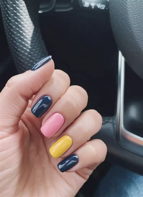 Summer Nail Colors Ideas 2025 + Bright & Basic Acrylic Picks