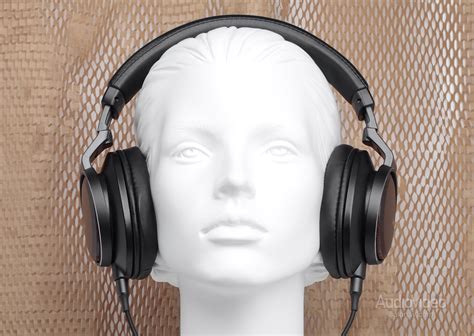 Проводные наушники JVC HA-SW01 | журнал SalonAV