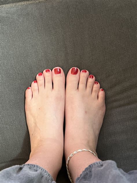 Red nails, ask for private photos 👅 - Fun With Feet