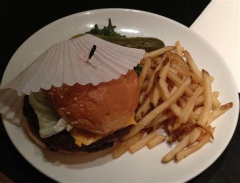 THE AWFUL AWFUL BURGER AT JOHN ASCUAGA'S NUGGET ~ analien in south reno