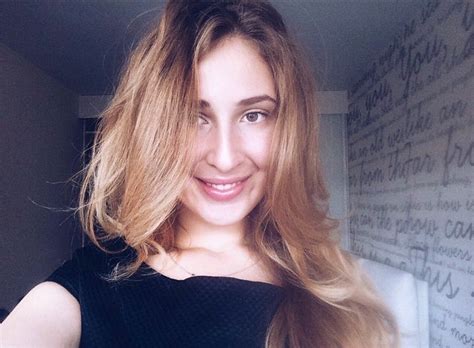 Полина Милушкова: биография ведущей