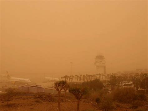 Дорноговь аймагт хүчтэй шороон шуурга шуурчээ | iSee.mn