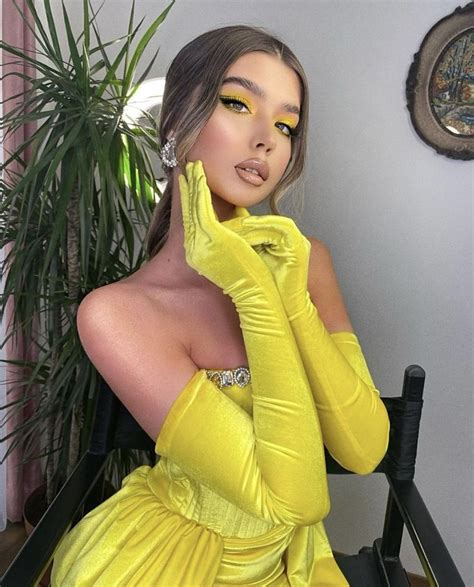 Yellow baby yellow💛