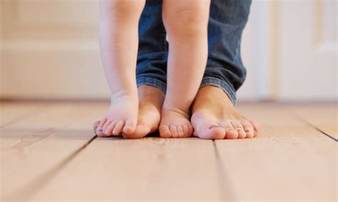 5 способов побудить ребенка начать ходить - Parents.ru | Счастливые ...