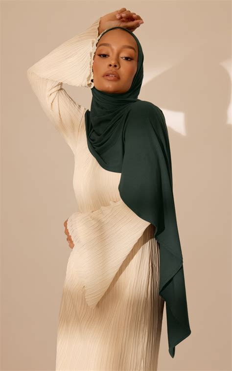 The Effortless EVERGREEN Pre-Sewn Hijab $21.95 Free Shipping! | CULTURE ...