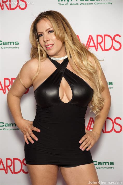 AVN Awards Nomination Party 2019 (Page 6 of 13) - FOB Productions