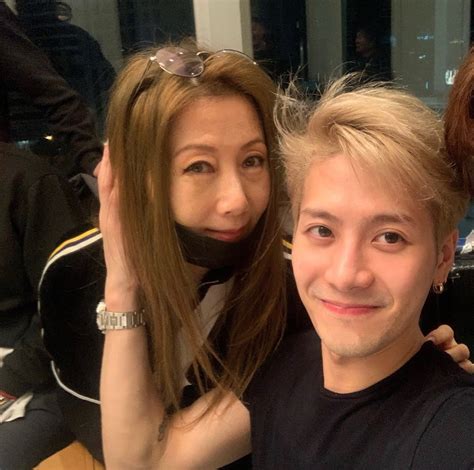 GOT7's Jackson Wang Helps Mom Celebrate Her Birthday In New Wholesome ...