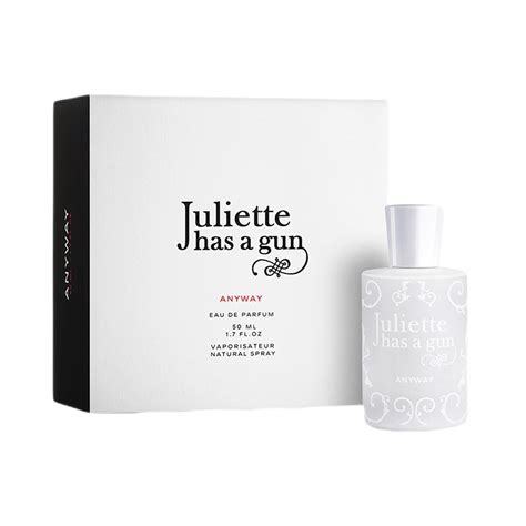 Anyway, Juliette has a gun