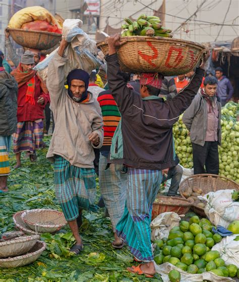 eat drink kl dhaka markets bangladesh