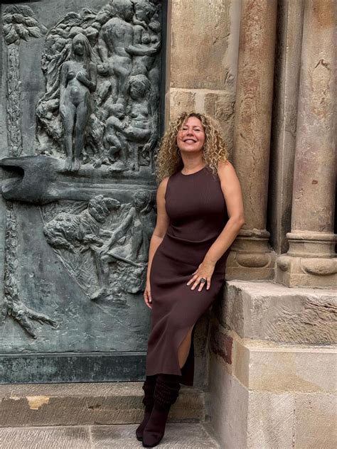 Bianca (@cocadamalagueta_official) - Urlebird