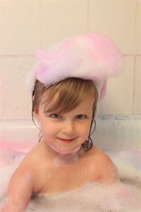 Spray Paint Bubble Bath - Mama.Papa.Bubba.