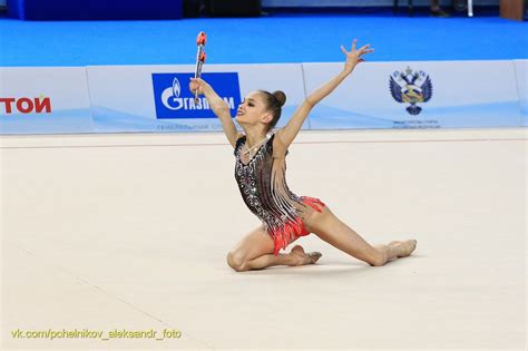 Sofia Agafonova (Russia), junior, clubs 2018 | Gymnastics, Ball ...