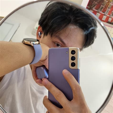 I really hate the base s21 battery life and it gets annoyingly hot but