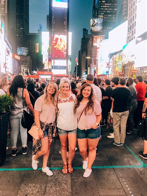 Free NYC Activities Checklist - Candidly Kristianna