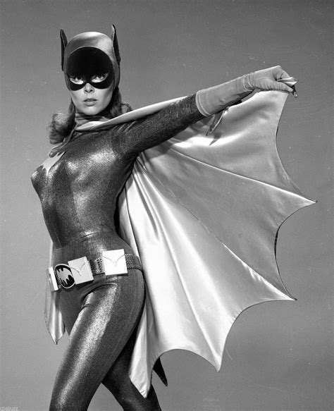 Yvonne Craig as Batgirl 1967 | Yvonne craig, Batgirl, Batgirl pictures