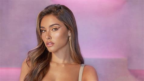 Madison Beer Wallpaper, Madison Elle Beer Wallpaper - NawPic : Water