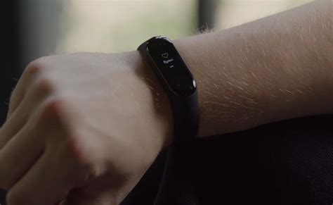Обзор Xiaomi Mi Band 3: лучший фитнес-браслет в своей ценовой категории